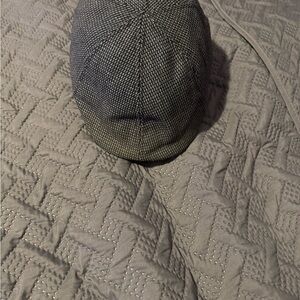 Gray Textured Cap Newsboy Cap